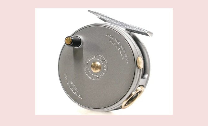 Fly fishing reels with smooth drags for trout and freshwater fishing