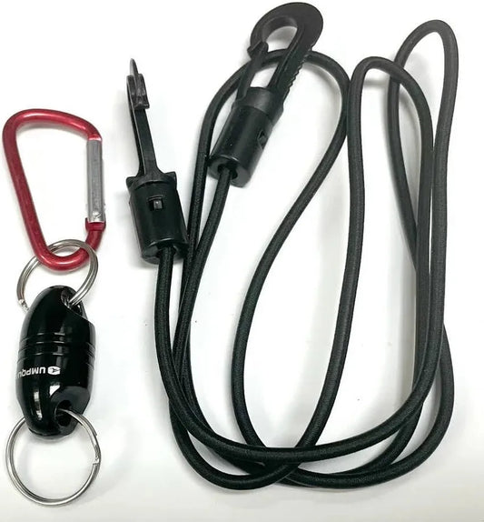 Umpqua Magnetic Net Release with retractable cord and carabiner clip in black and red — fly fishing net release system